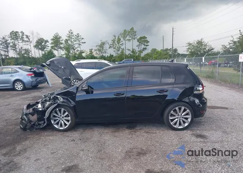 2013 Volkswagen Golf 2.0L Tdi 4-Door z USA, uszkodzony, nr VIN WVWNM7AJ0DW135492